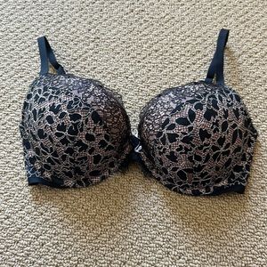Victoria’s Secret lace bra - push up